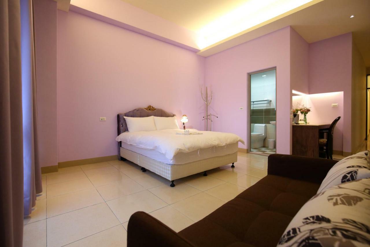 Xiao Songzi Station Maeda Elevator Guesthouse Hualien City Exterior photo